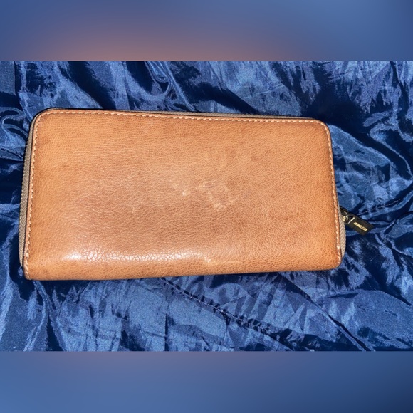 Michael Kors Brown Leather Wallet Wristlet - Picture 2 of 3